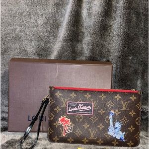 LV World Tour Neverfull Pouch